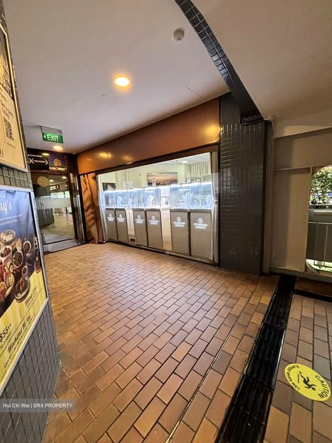 Furama City Centre Singapore (D1), Retail #591794411